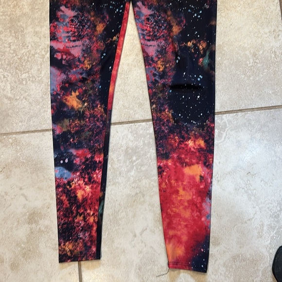 Onzie Galaxy Print Hot Yoga Legging S/M Tights Full Length - Picture 6 of 7
